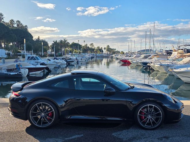 Porsche 911 Carrera 4S Noire de 2019