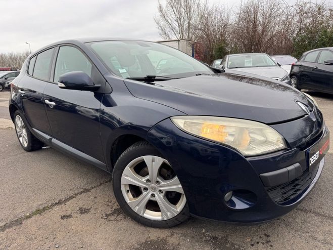 Renault Megane III 1.9DCi 130CH FAP Dynamique eco� Bleu de 2008