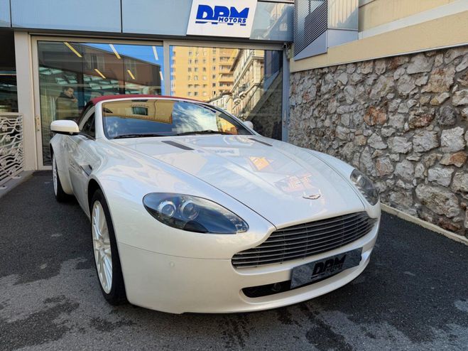 Aston martin Vantage AMV8 Volante BA Ivoire de 