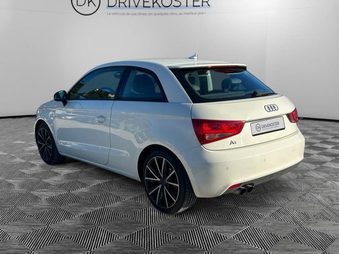 Audi A1 1.4 TFSI - 122 cv - Finition S line BLANC de 2010