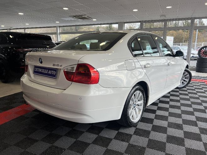 BMW Serie 3 E90 318d 143ch Luxe Blanche de 2008