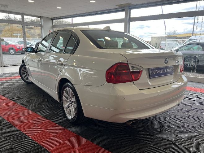 BMW Serie 3 E90 318d 143ch Luxe Blanche de 2008