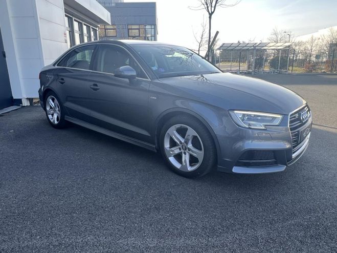 Audi A3 Berline S-Line 1.5 35 TFSI -150 - BV S-T GRIS FONCE de 2018