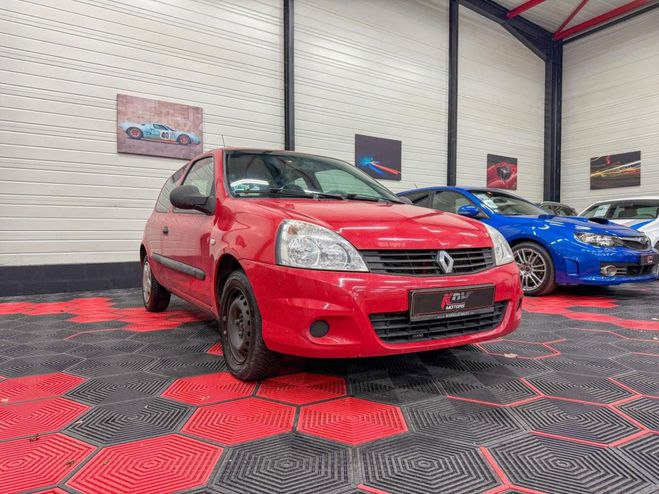 Renault Clio 1.2i II 3p Campus ROUGE de 2011