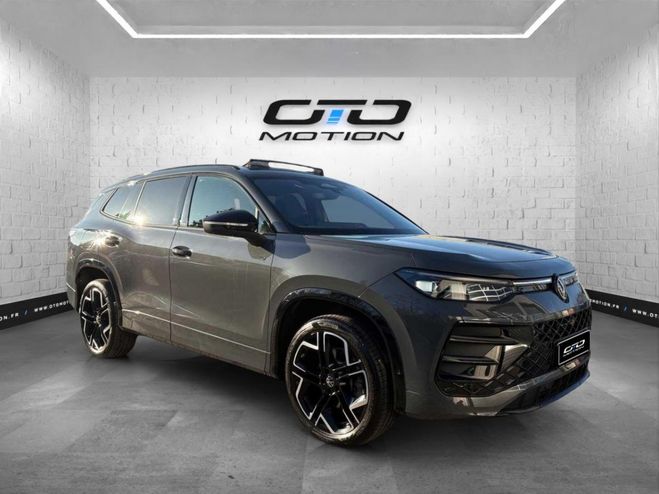 Volkswagen Tayron 1.5 eHybrid 272ch DSG6 5pl R-Line Dolphin Gray Metallic de 2025