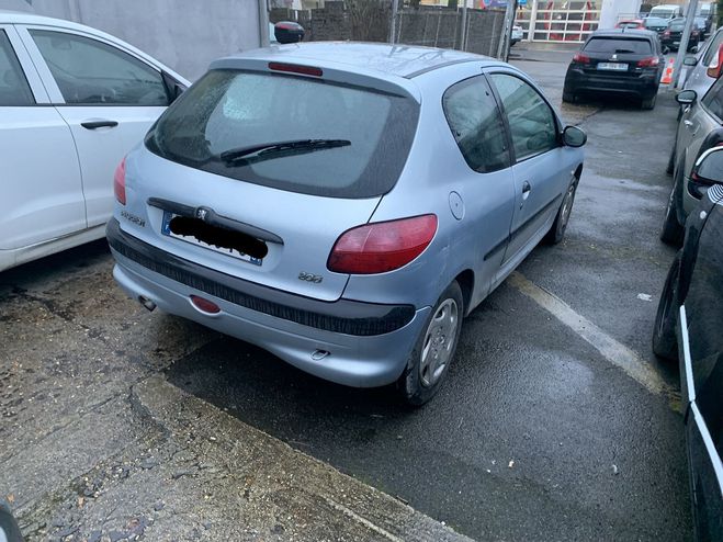 Peugeot 206 1.9 D XR PRESENCE 3P GRIS C de 2001