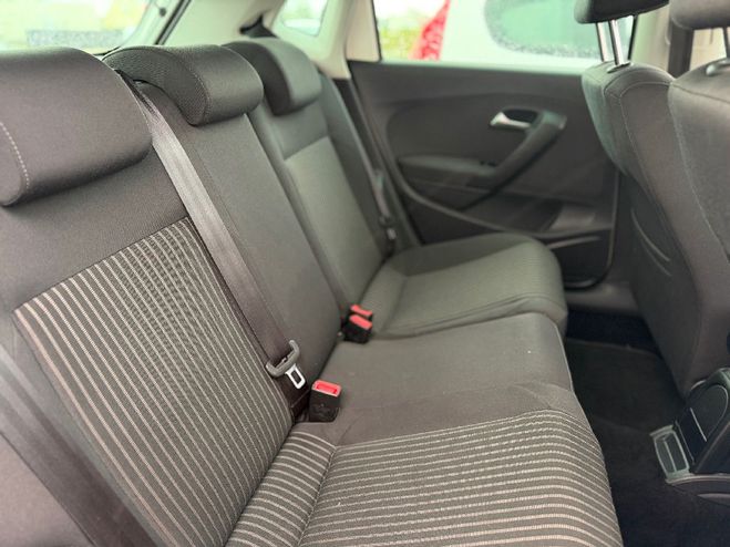 Volkswagen Polo  1.6 TDI 90 CR  Confortline  BLANC de 2011