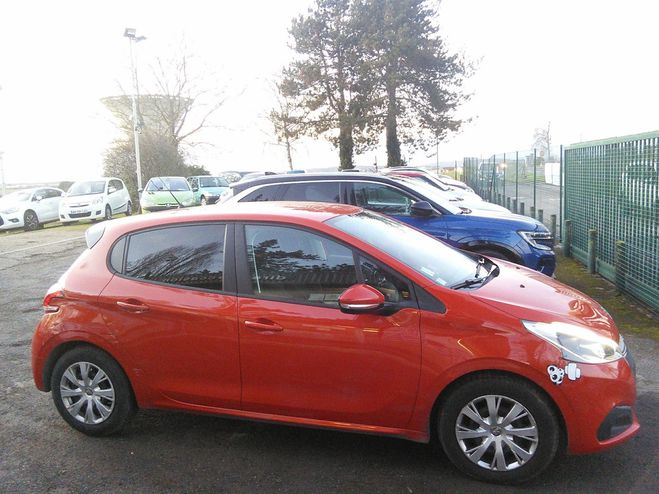 Peugeot 208 1.2 PureTech 82 CH ACTIVE BVA Rouge fonc� de 2017