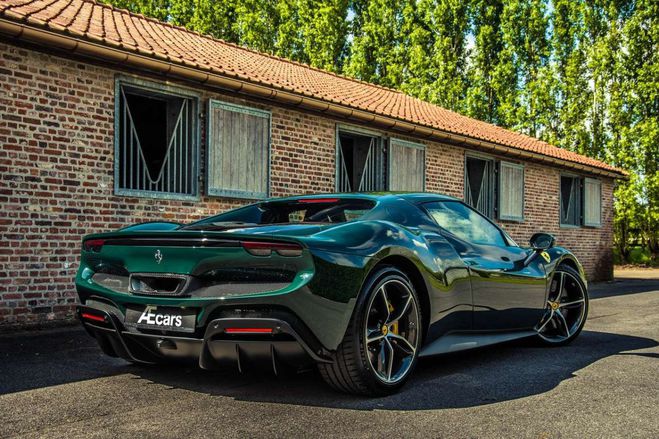 Ferrari 296 GTB  Vert de 