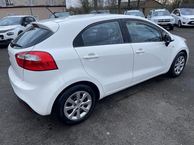 Kia Rio 1.4 PREMIUM 5P  de 2012