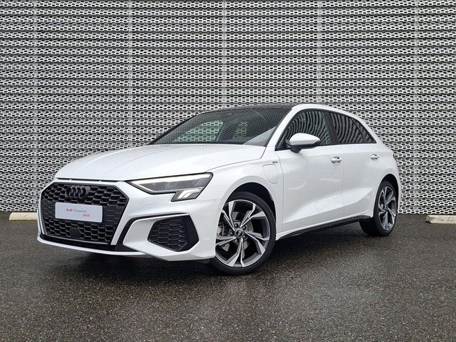 Audi A3 Sportback 40 TFSIe 204 S tronic 6 S Line Blanc de 2024