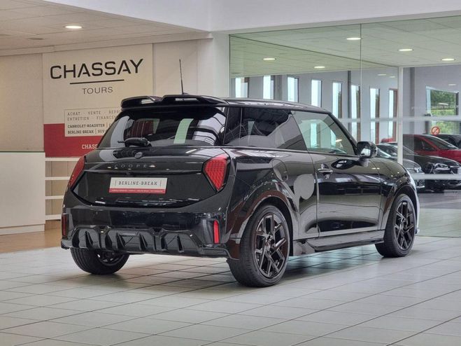 Mini One IV (F66) 1.5 COOPER C 156 FINITION JCW D Noir de 2025