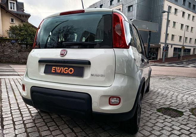 Fiat Panda 1.0 70 bsg hybrid mhev city life start-s Blanc de 2022
