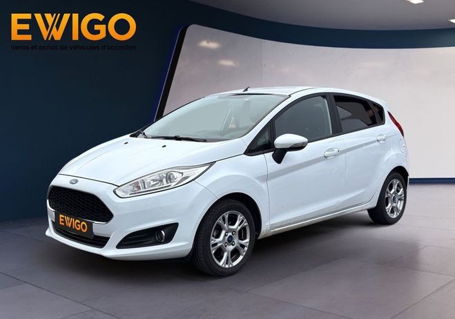 Ford Fiesta 1.0 ecoboost 100ch s&s business Blanc de 2017