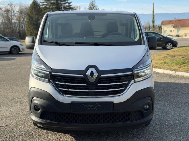 Renault Trafic FOURGON (TVA RECUPERABLE) L2H1 3000 KG D Gris de 2021