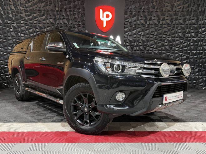 Cliquer pour voir la photo suivante Toyota HI LUX 50e anniversaire Chrome Edition - Invinc NOIR de 2018