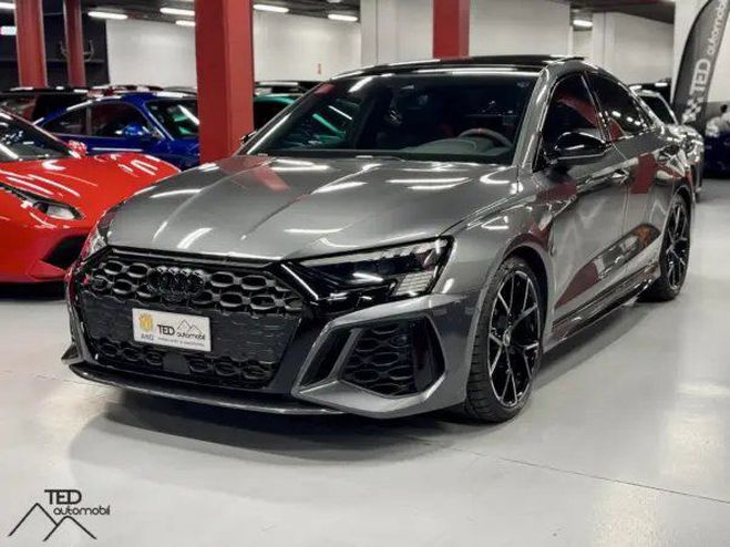 Audi RS3 Sedan 400cv  de 2023