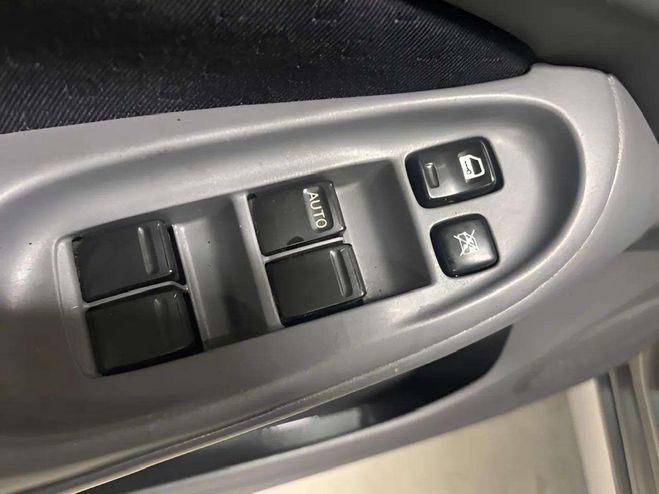 Nissan Almera 1.8 115CH ACENTA PACK BVA 5P GRIS C de 2003