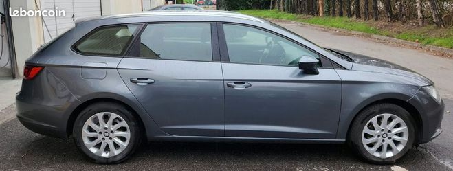 Seat Leon 1.6 tdi 105ch Gris de 2015