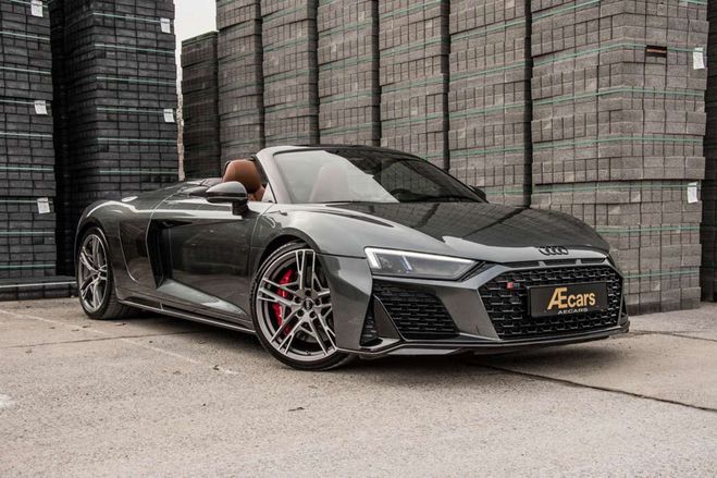 Cliquer pour voir la photo suivante Audi R8 SPYDER 5.2i V10 BELGIAN CARBON PACK CCB Gris Métallisé de