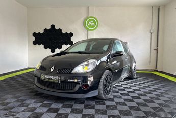  Voir d&eacute;tails -Renault Clio 3RS 2.0 16v Sport F1 Team &agrave; Sarrians (84)
