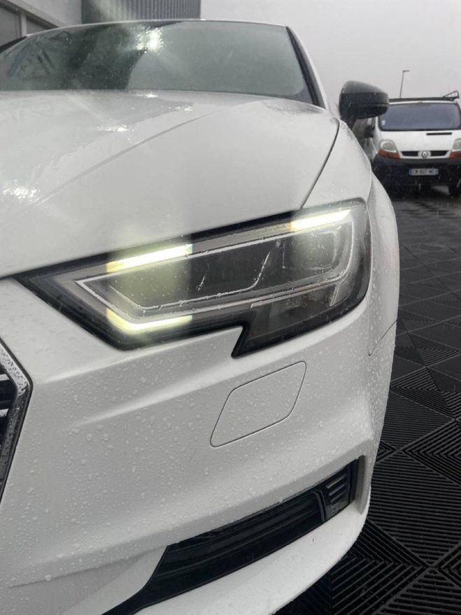 Audi A3 III 1.4 TFSI 204ch e-tron Business line  INC. de 2017