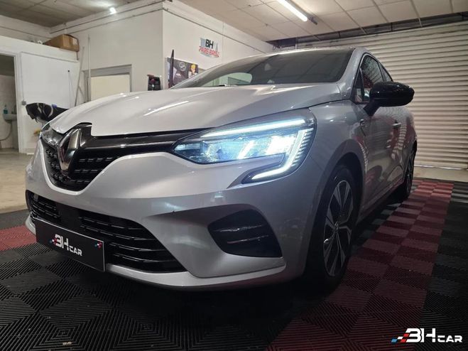 Renault Clio 1.0 TCE GPL 100 LIMITED Gris de 2021