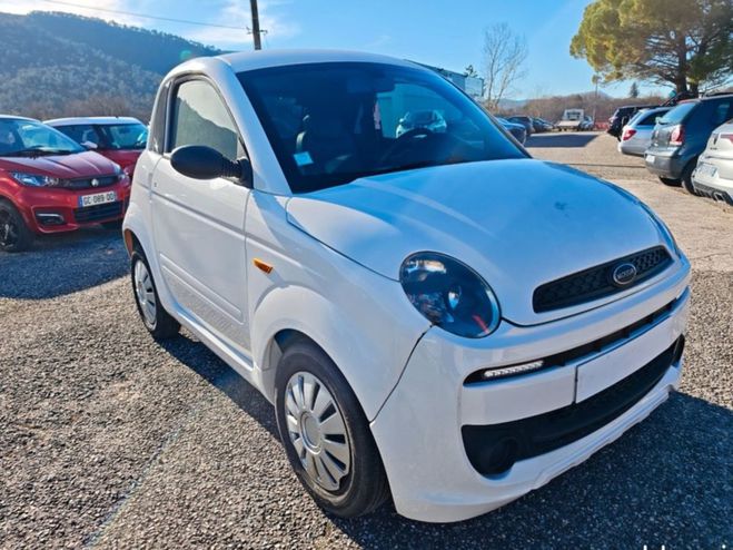 Microcar Due  Blanche de 2018