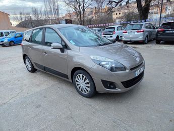  Voir d&eacute;tails -Renault Scenic III Grand Carminat Tom-Tom 1.5 DCi 7 pla &agrave;  Les Pennes-Mirabeau (13)