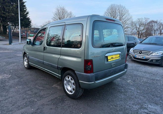 Peugeot Partner 1l4 essence. 75 chx xt �dition Relax Vert de 2004