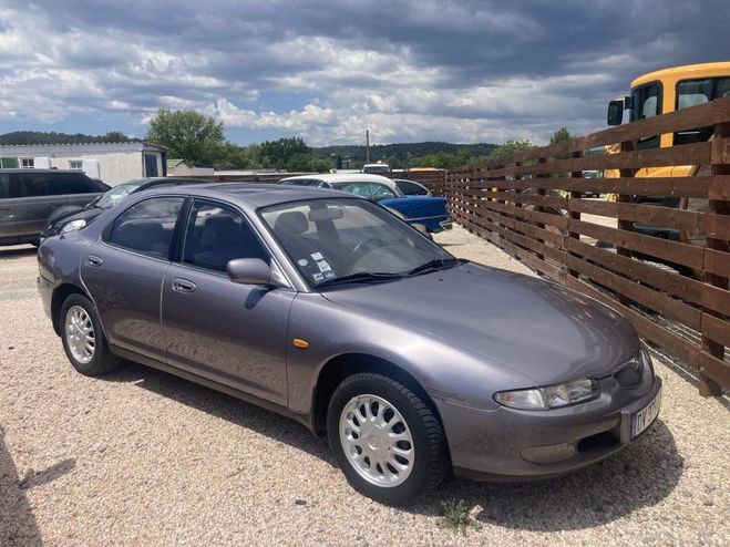 Mazda 6 XEDOS V6 2.0L Essence 150 cv Autre de 1993