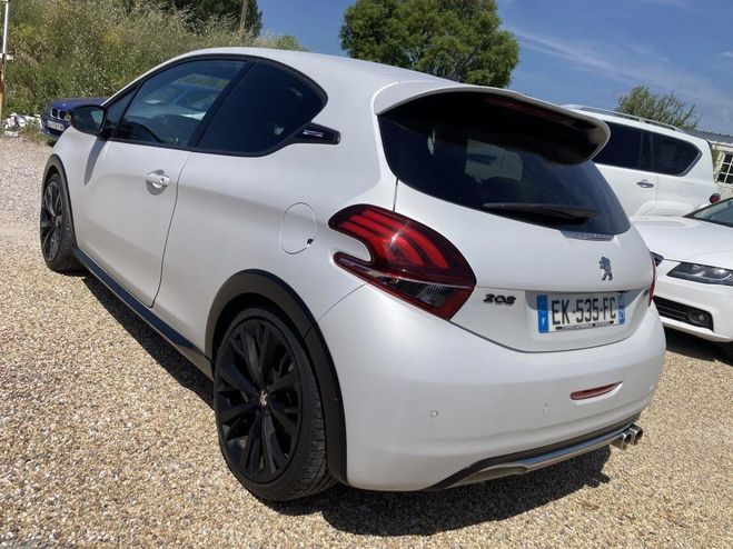 Peugeot 208 GTI BY 30th �dition Blanche de 2017