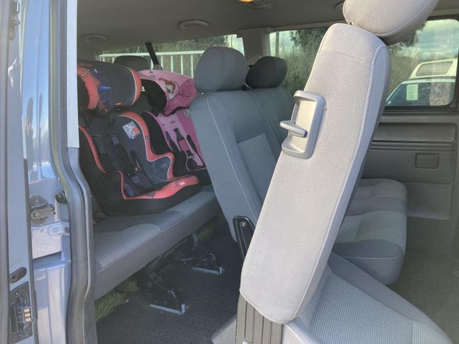 Volkswagen Caravelle 2.0 TDI 140 CV 4 MOTION Gris Clair de 2011