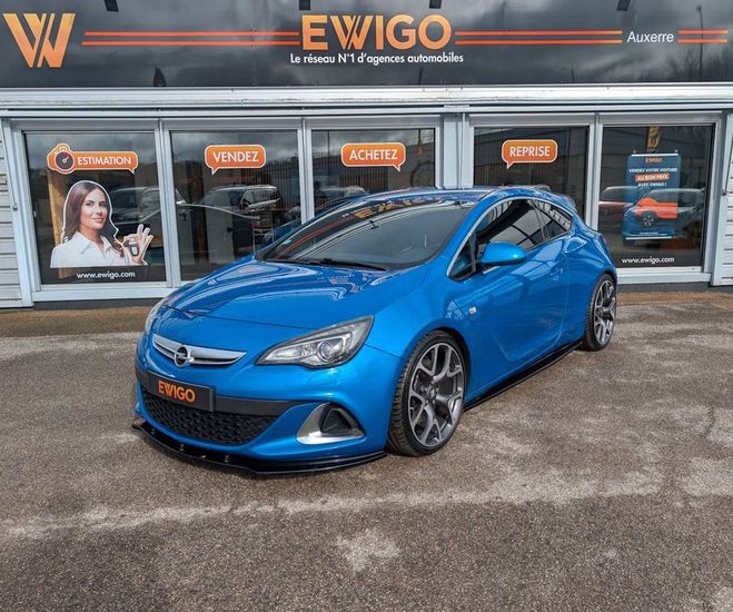 Opel Astra gtc opc 2.0 t 280ch 1er main full option Bleu de 2012