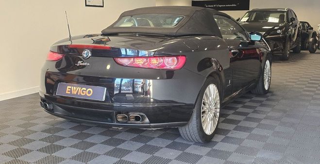 Alfa romeo Spider 2.2 jts 185ch selective + jantes 18 sono Noir de 2008
