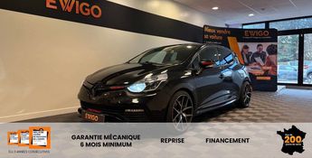  Voir d&eacute;tails -Renault Clio RS 1.6 tce 220 energy trophy edc bva &agrave; Saint-Apollinaire (21)