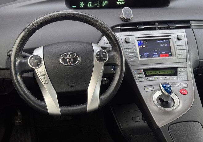Toyota Prius 1.8 136ch 100 hybrid full-hybrid 1.3kwh  Blanc de 2016
