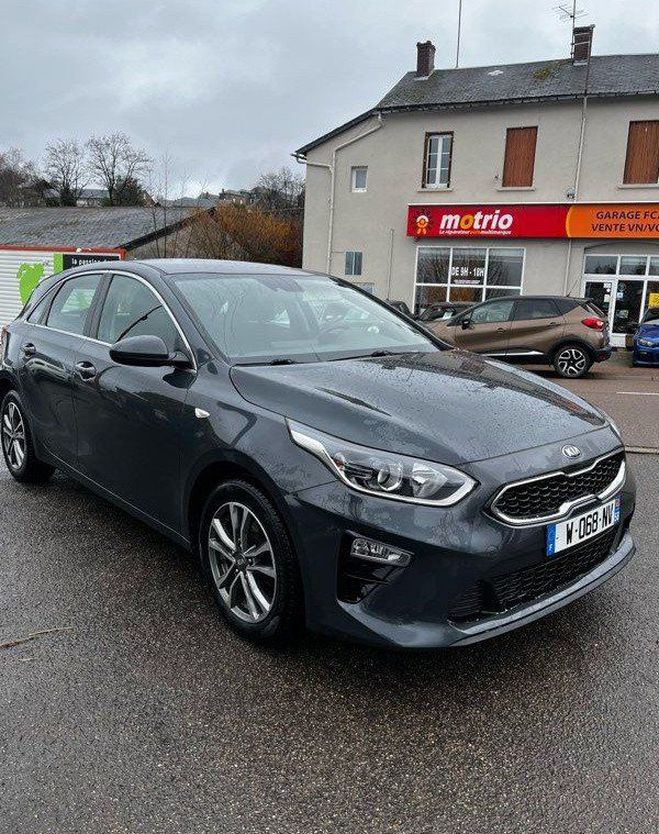 Cliquer pour voir la photo suivante Kia Ceed d Ceed 1.6 CRDI 136cv MILD HYBRID ACTIVE Gris de 2021