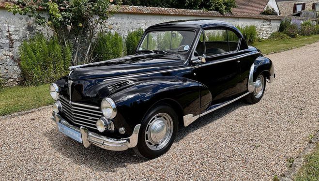Peugeot 203 coupe 1954 Noir de 1954