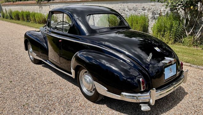 Peugeot 203 coupe 1954 Noir de 1954