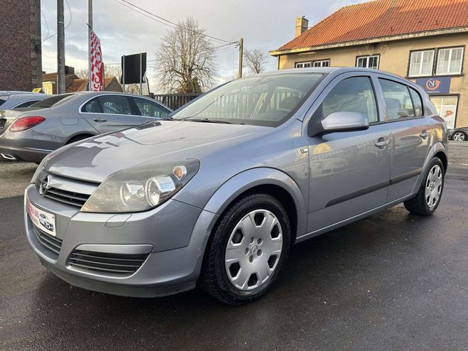 Opel Astra 1.7CDTi Enjoy 1er proprio carnet Gris M�tallis� de 