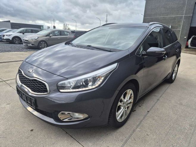 Kia Ceed d SW Ceed / 1.6 CRDi Sense--CAMERA-KIT P Gris M�tallis� de 