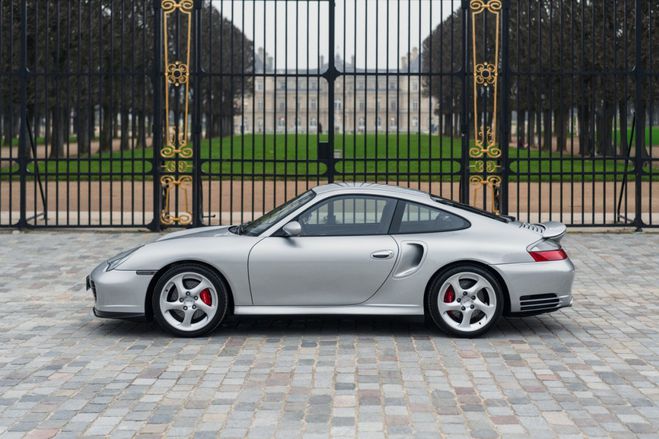 Porsche 911 996 Turbo *Low mileage and manual* Argent Arctique M�tallis� de 2000