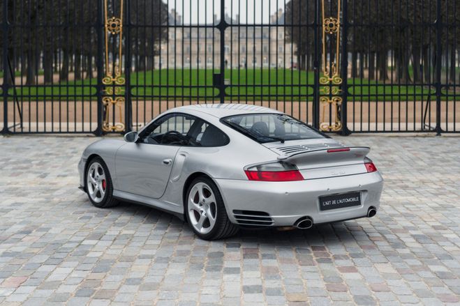 Porsche 911 996 Turbo *Low mileage and manual* Argent Arctique M�tallis� de 2000