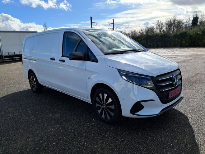 Mercedes Vito FOURGON 116 CDI LONG SELECT 9G-TRONIC Blanc de 2026
