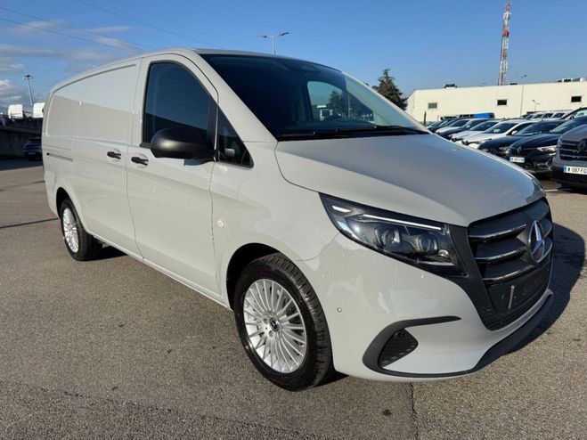 Mercedes Vito FOURGON 116 CDI LONG SELECT 9G-TRONIC Gris Clair de 2026
