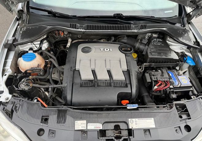 Seat Ibiza 1.2 TDI75 FAP STYLE COPA 5P Gris de 2012