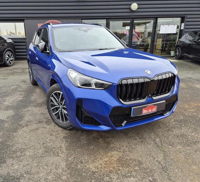 BMW X1 xDrive 23i - BV DKG Palettes U11 M Sport BLAU METALISER PORTIMIAO de 2023