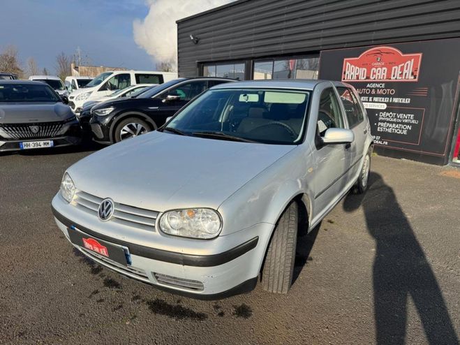 Volkswagen Golf 1.4i IV BERLINE . GRIS CLAIR de 2000