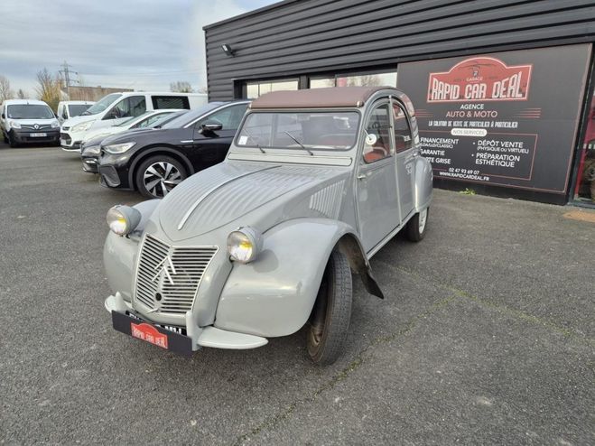 Citroen 2 CH BERLINE AZ 5 PORTES GRIS FONCE de 1959